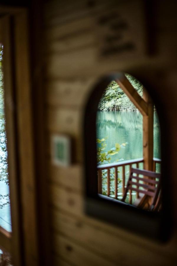 Riverland Gornji Zvečaj Esterno foto