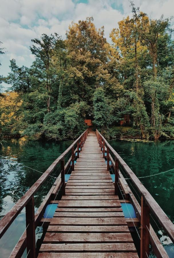 Riverland Gornji Zvečaj Esterno foto