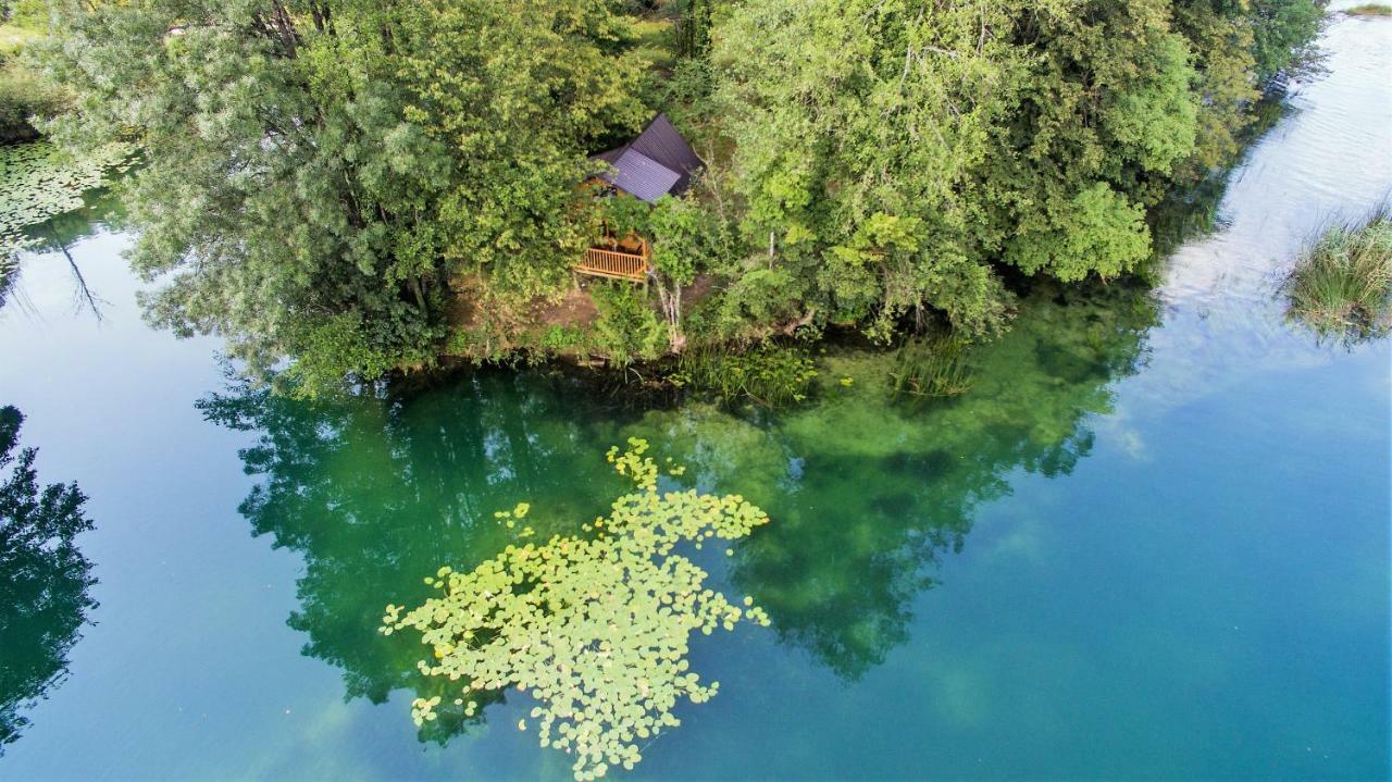 Riverland Gornji Zvečaj Esterno foto