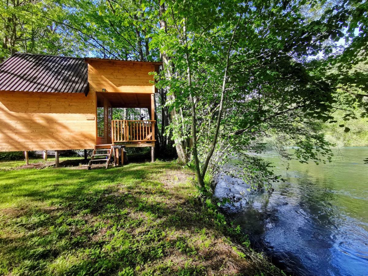 Riverland Gornji Zvečaj Esterno foto